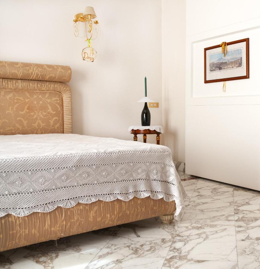 Artis Domus Bed & Breakfast Napoli Dış mekan fotoğraf